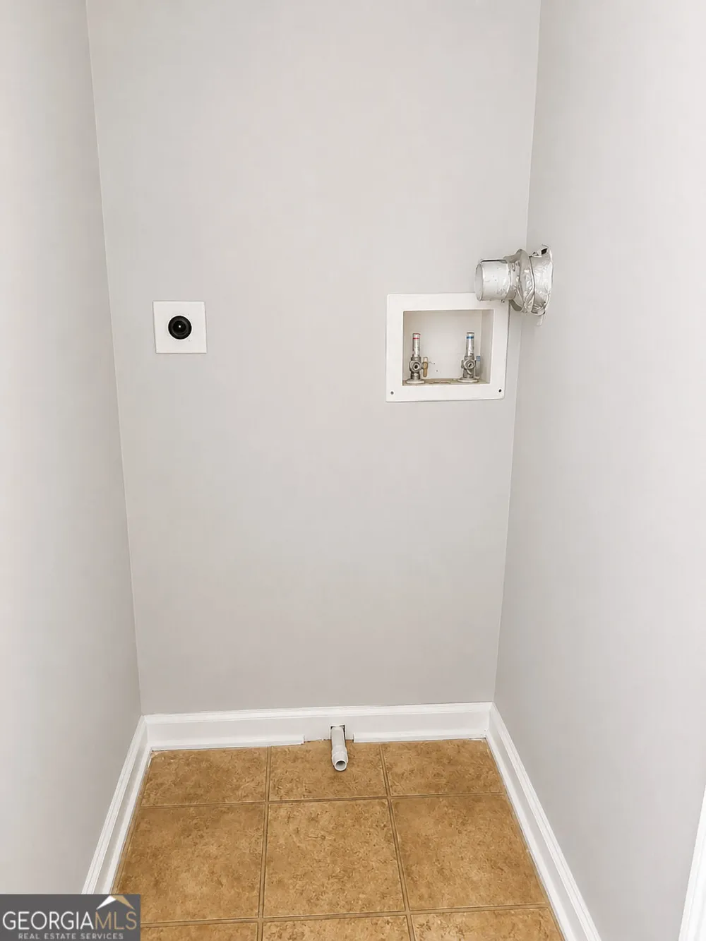 1660 Stanton Atlanta, GA 30311