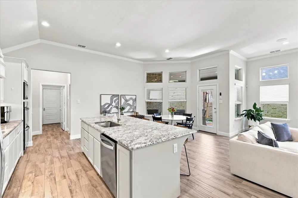 904 Boardwalk Way Argyle, TX 76226