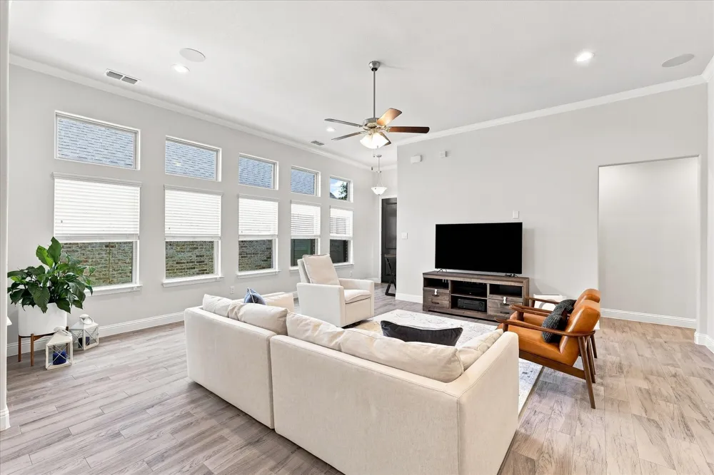 904 Boardwalk Way Argyle, TX 76226