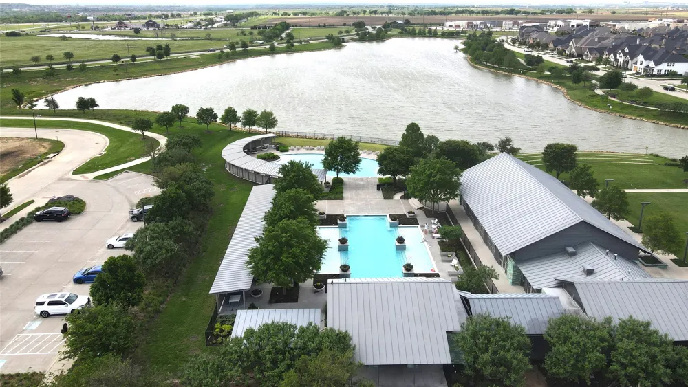 904 Boardwalk Way Argyle, TX 76226
