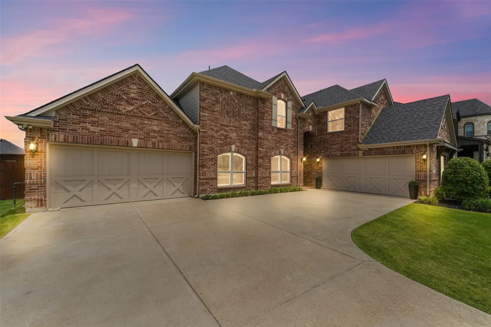 701 Featherstone Lane Prosper, TX 75078