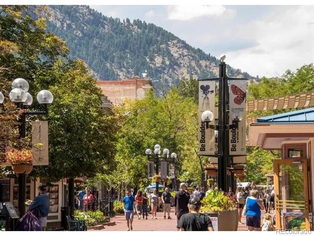 2707 Valmont Road #214D Boulder, CO 80304
