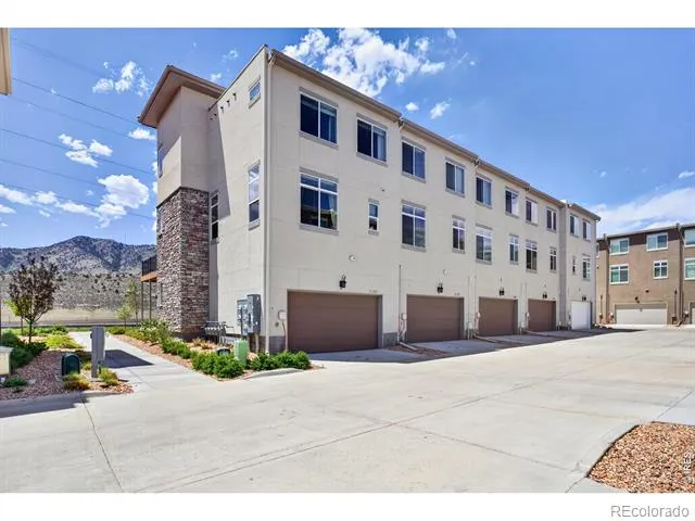 2250 S Mcintyre Street Lakewood, CO 80228