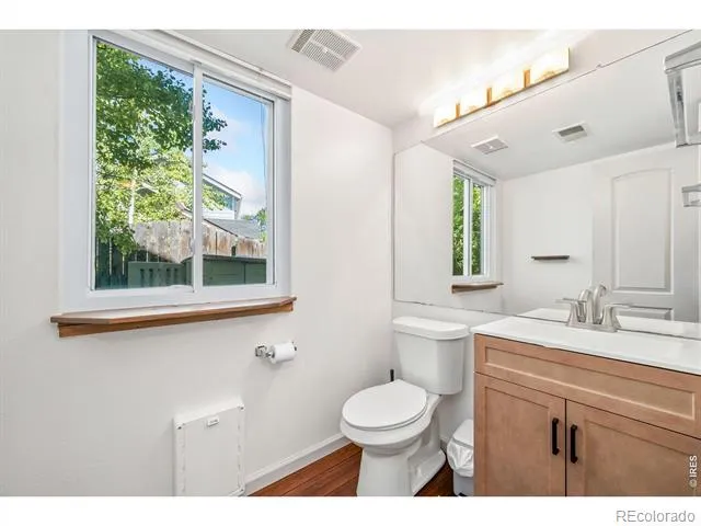 906 Deer Creek Lane Fort Collins, CO 80526