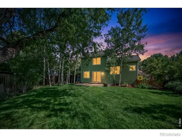 906 Deer Creek Lane Fort Collins, CO 80526
