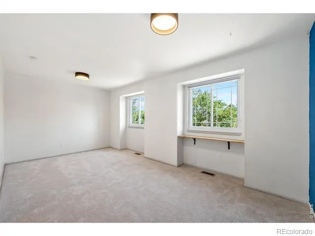 906 Deer Creek Lane Fort Collins, CO 80526