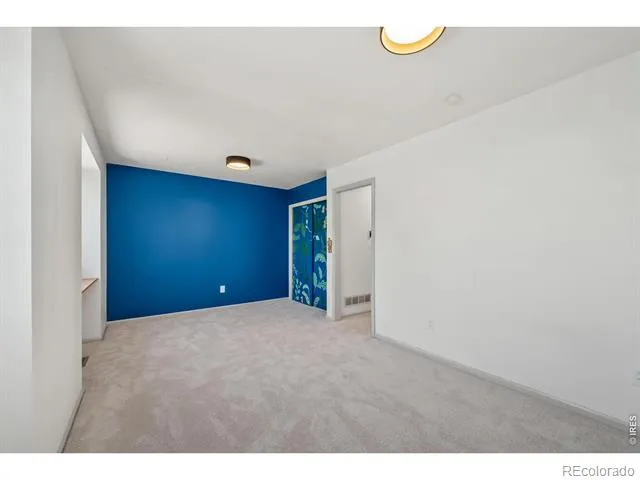906 Deer Creek Lane Fort Collins, CO 80526