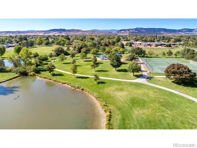 906 Deer Creek Lane Fort Collins, CO 80526