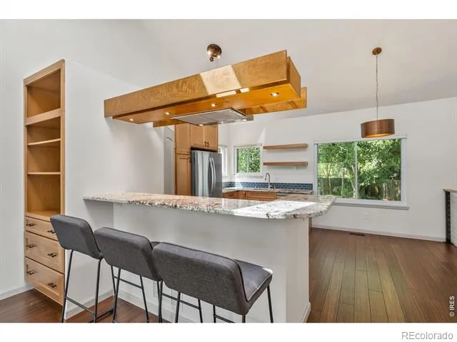906 Deer Creek Lane Fort Collins, CO 80526