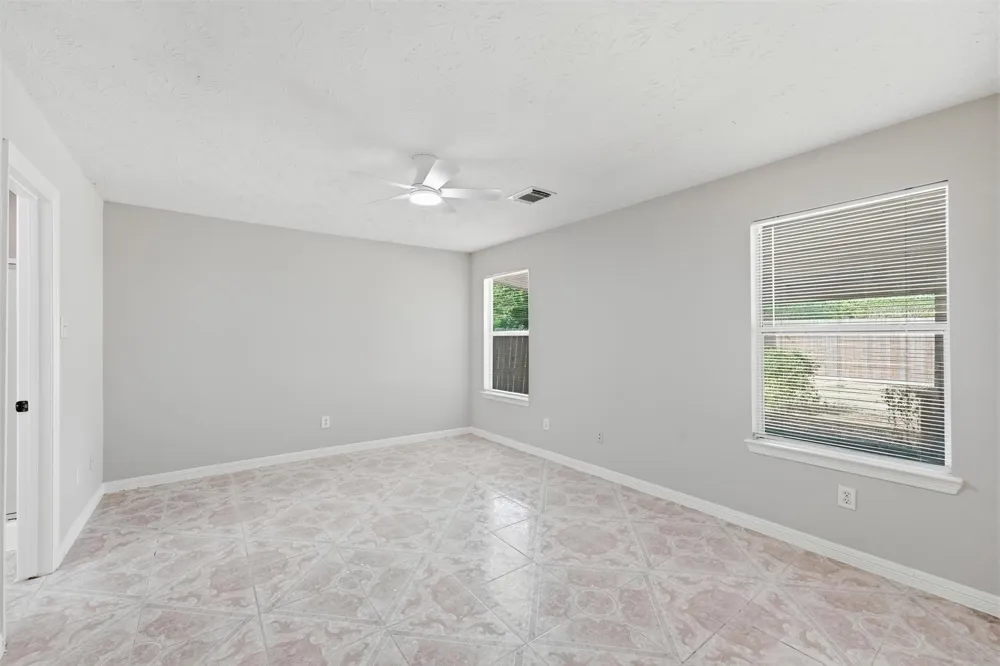 3435 Red Cedar Drive Baytown, TX 77521