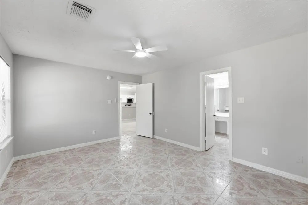 3435 Red Cedar Drive Baytown, TX 77521
