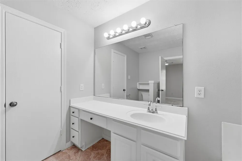 3435 Red Cedar Drive Baytown, TX 77521