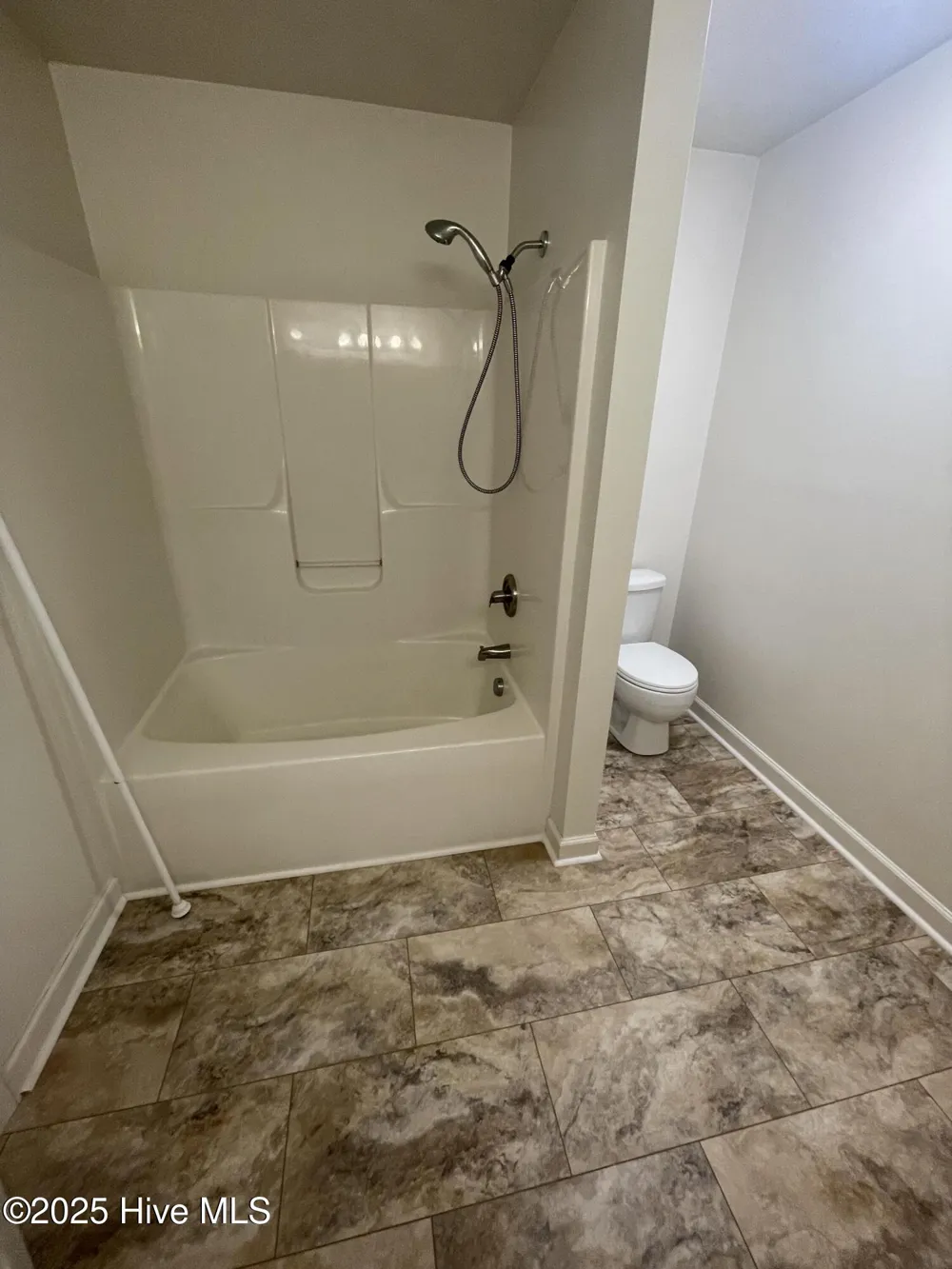 602 Springwood Drive Jacksonville, NC 28546