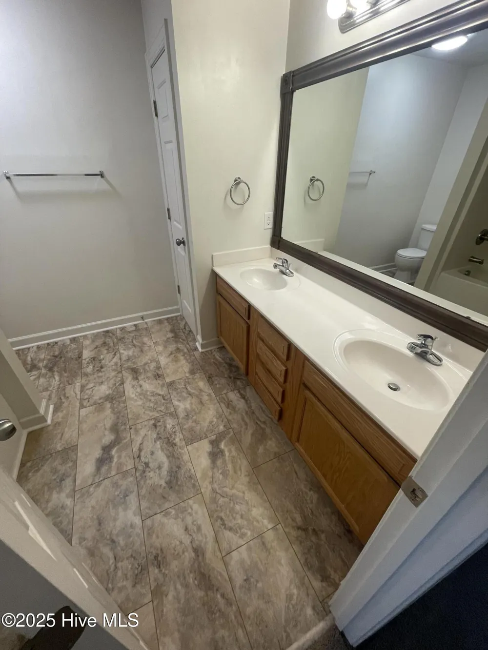 602 Springwood Drive Jacksonville, NC 28546