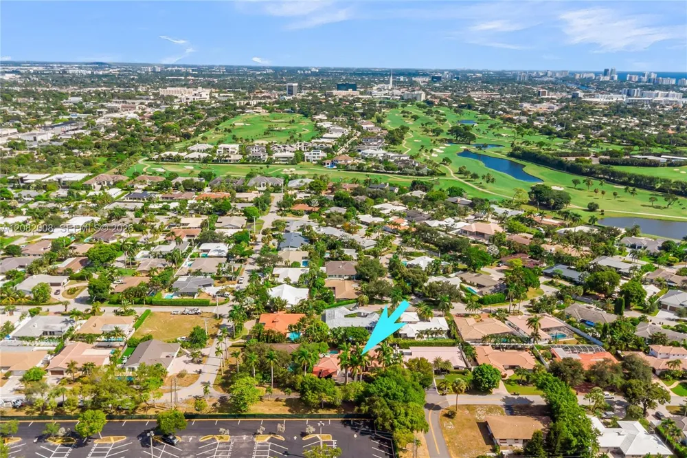 2533 NE 35th Dr Fort Lauderdale, FL 33308