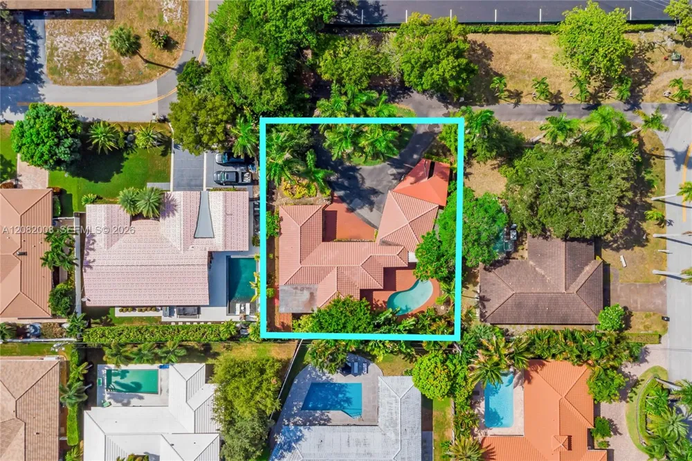 2533 NE 35th Dr Fort Lauderdale, FL 33308