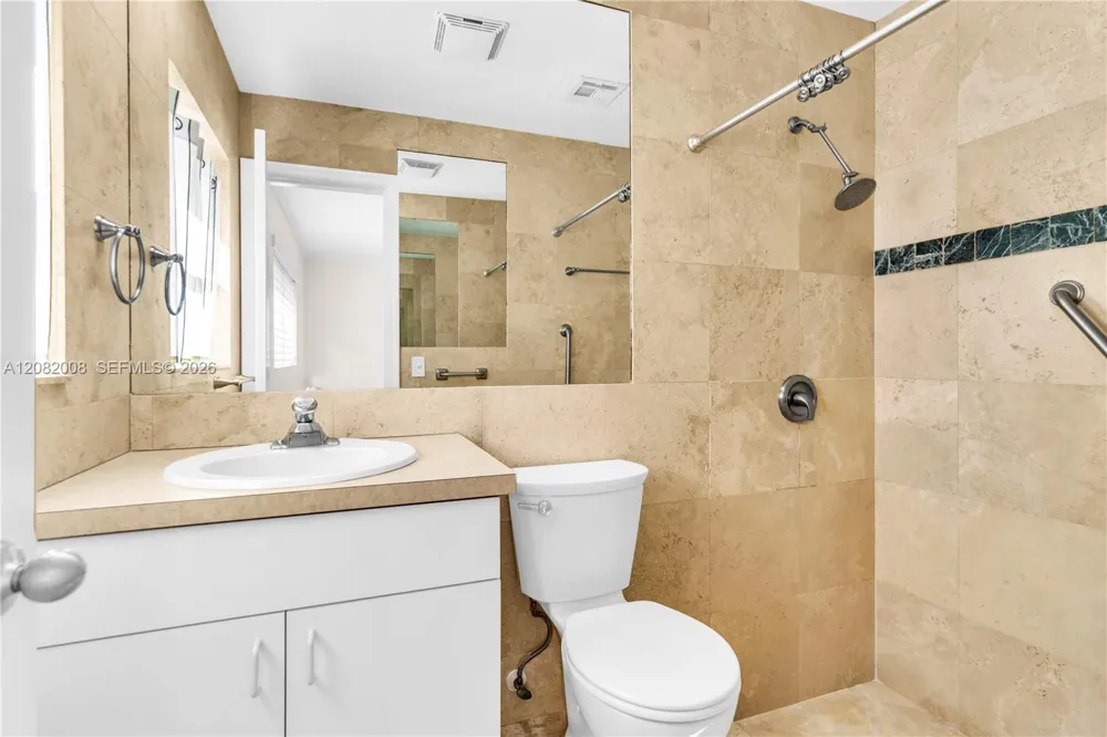 2533 NE 35th Dr Fort Lauderdale, FL 33308