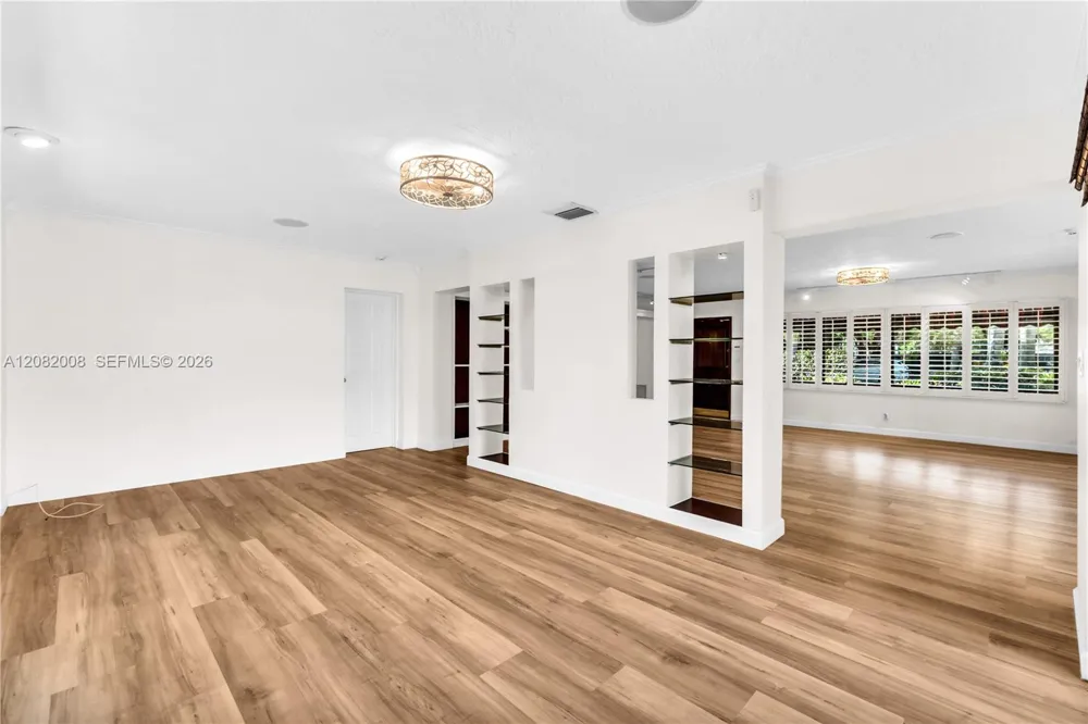 2533 NE 35th Dr Fort Lauderdale, FL 33308