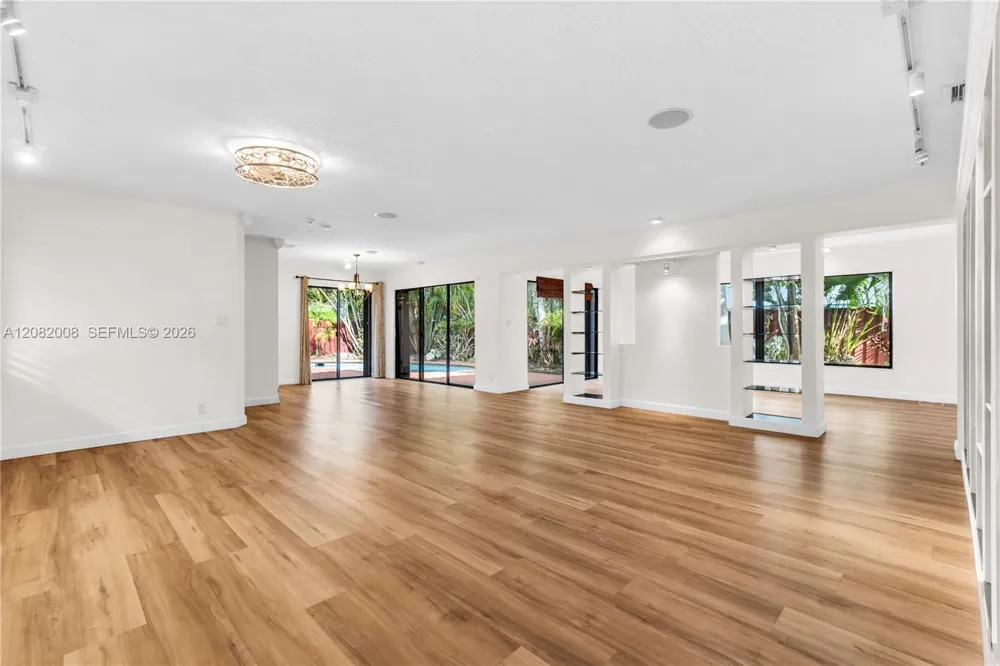 2533 NE 35th Dr Fort Lauderdale, FL 33308