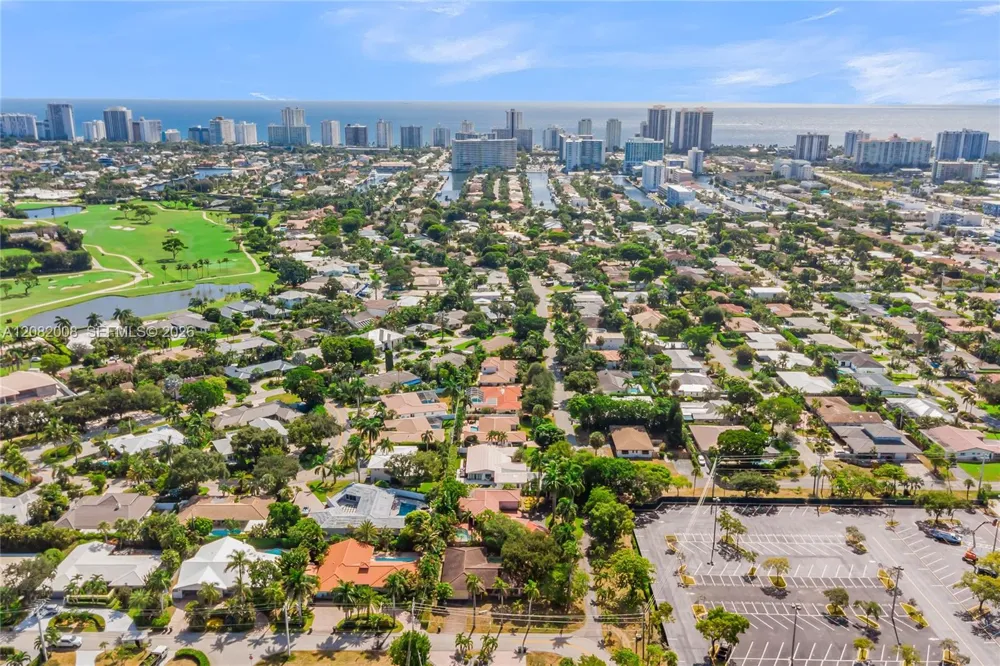 2533 NE 35th Dr Fort Lauderdale, FL 33308