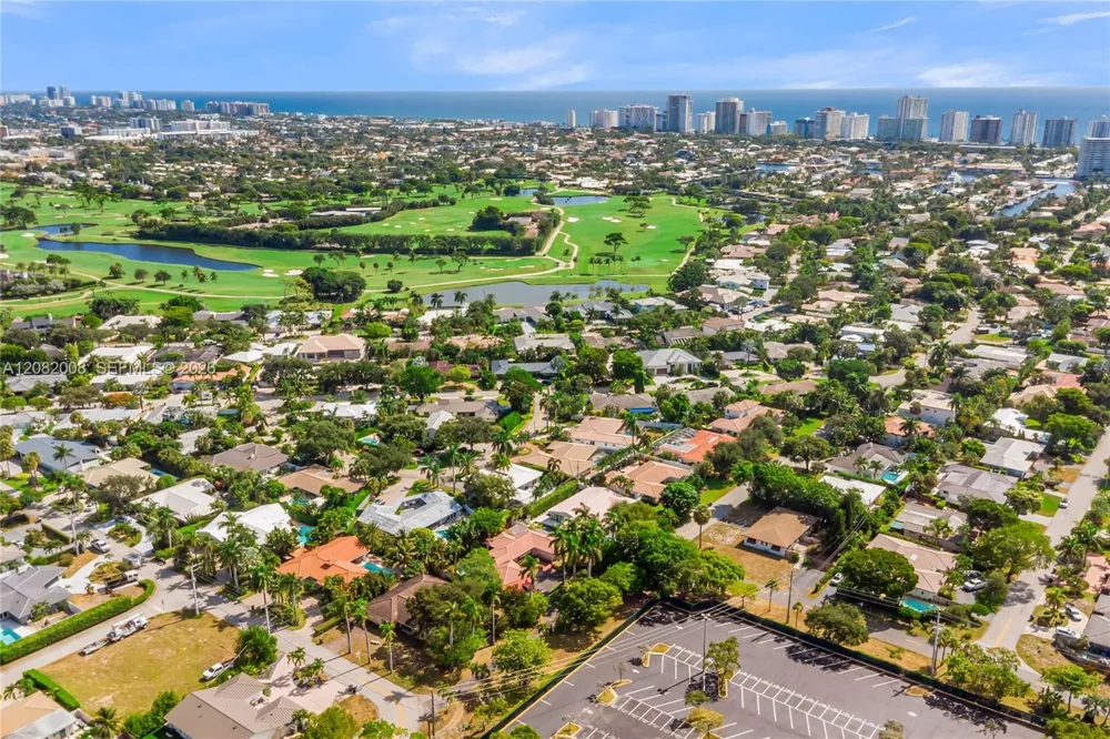 2533 NE 35th Dr Fort Lauderdale, FL 33308