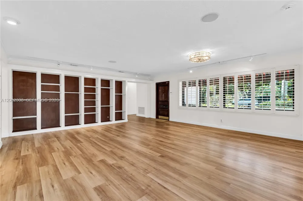2533 NE 35th Dr Fort Lauderdale, FL 33308