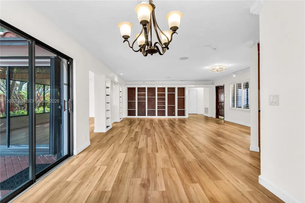 2533 NE 35th Dr Fort Lauderdale, FL 33308