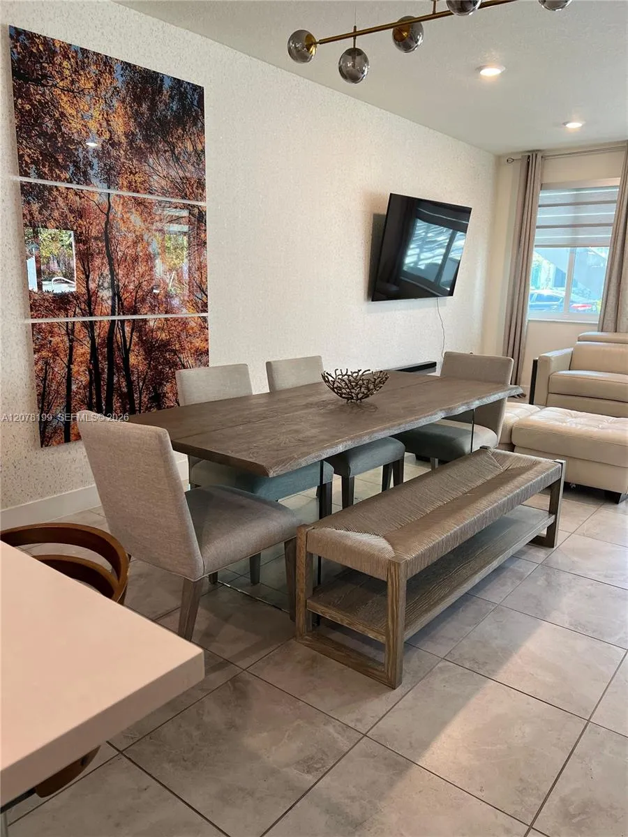 6421 NW 102nd Path #101 Doral, FL 33178