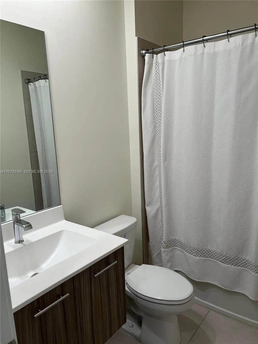 6421 NW 102nd Path #101 Doral, FL 33178