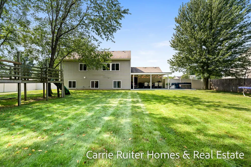 1104 Zachary Street Vicksburg, MI 49097