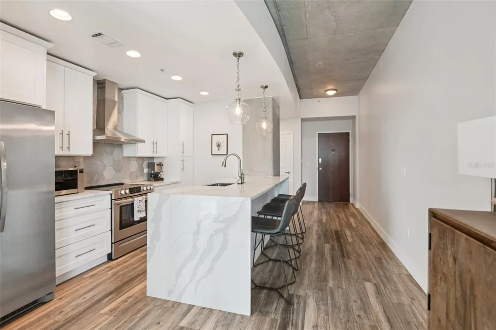 777 ASHLEY DRIVE #1612 Tampa, FL 33602