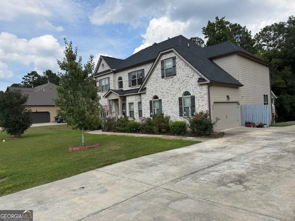 60 Charleston DR Senoia, GA 30276