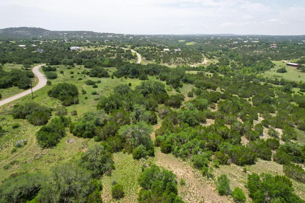 831 Hidden Creek Drive Dripping Springs, TX 78620