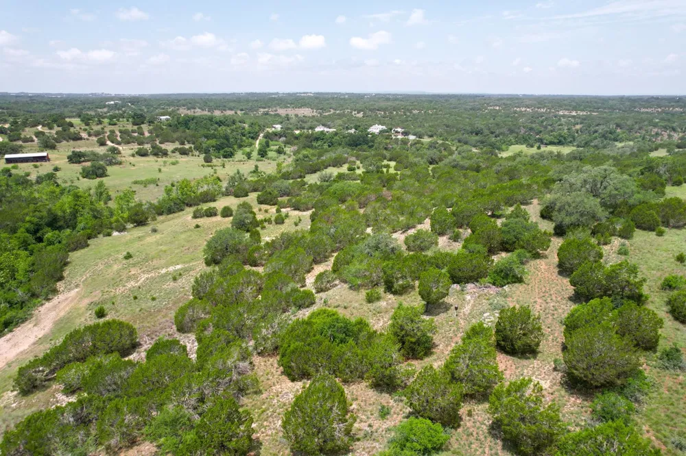 831 Hidden Creek Drive Dripping Springs, TX 78620