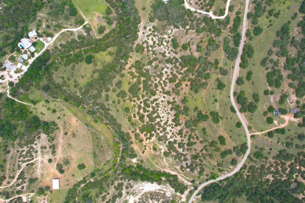 831 Hidden Creek Drive Dripping Springs, TX 78620