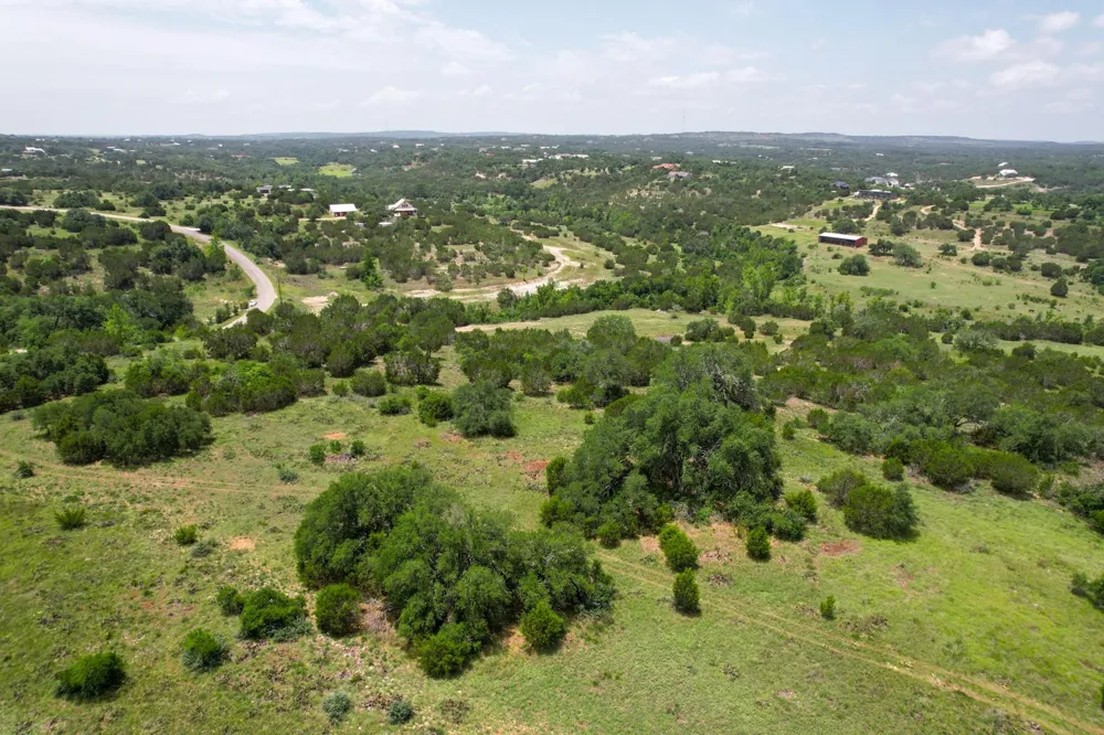 831 Hidden Creek Drive Dripping Springs, TX 78620
