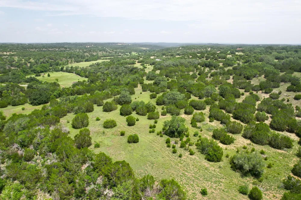 831 Hidden Creek Drive Dripping Springs, TX 78620