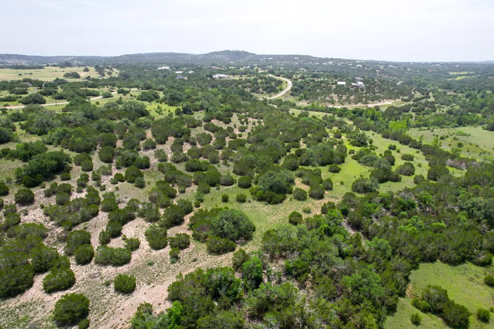 831 Hidden Creek Drive Dripping Springs, TX 78620