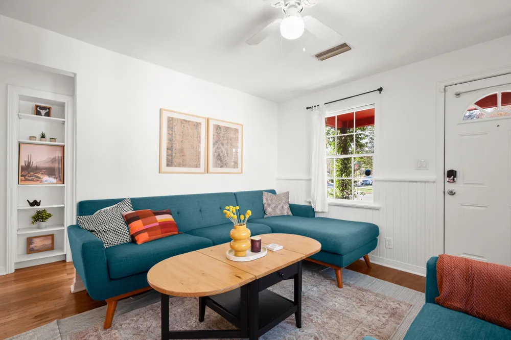 3301 Robinson Avenue Austin, TX 78722