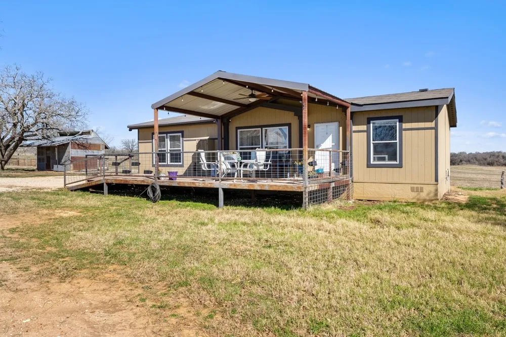 950 S Fm 486 Thorndale, TX 76577