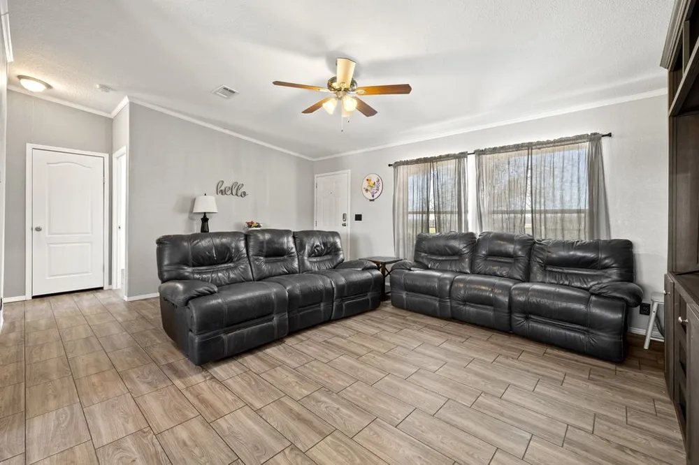 950 S Fm 486 Thorndale, TX 76577