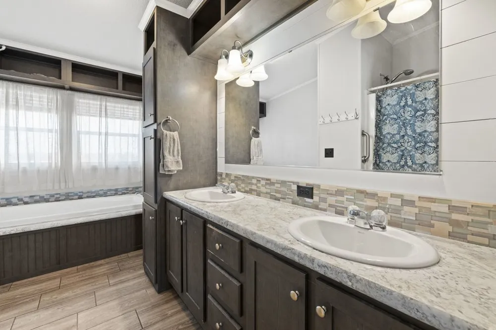 950 S Fm 486 Thorndale, TX 76577
