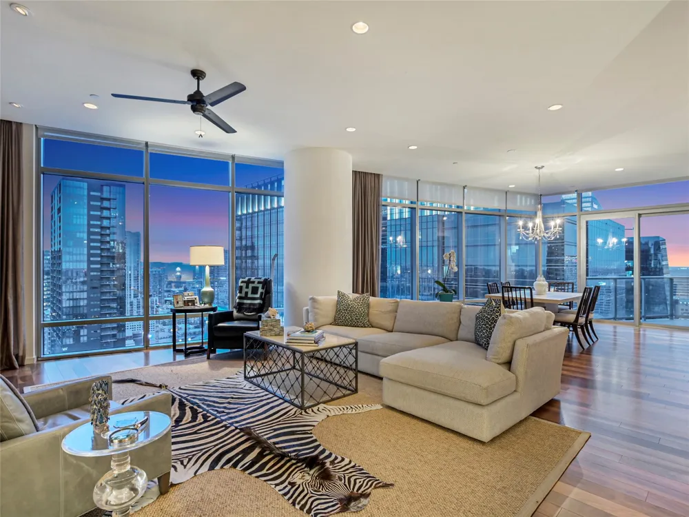 200 Congress Avenue #30E Austin, TX 78701