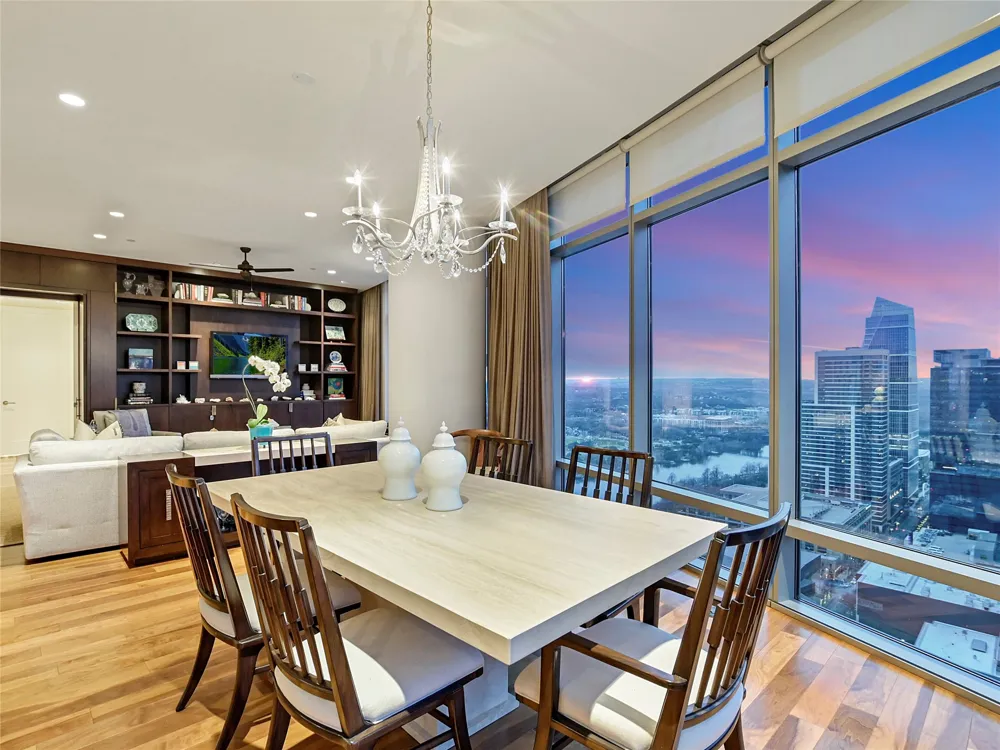 200 Congress Avenue #30E Austin, TX 78701