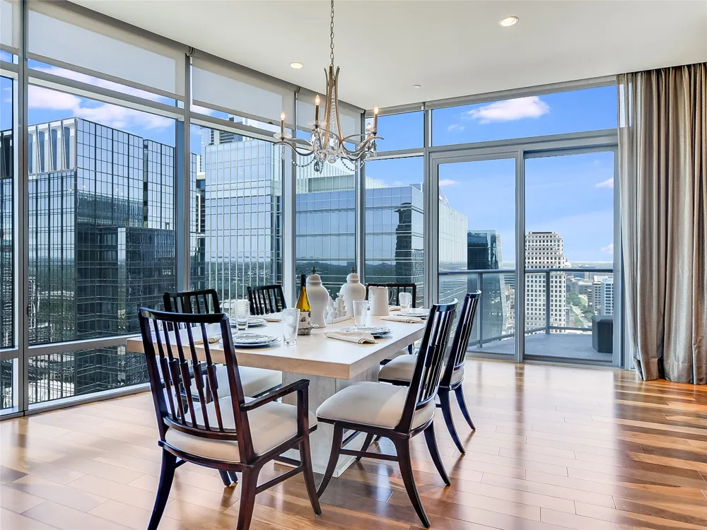 200 Congress Avenue #30E Austin, TX 78701