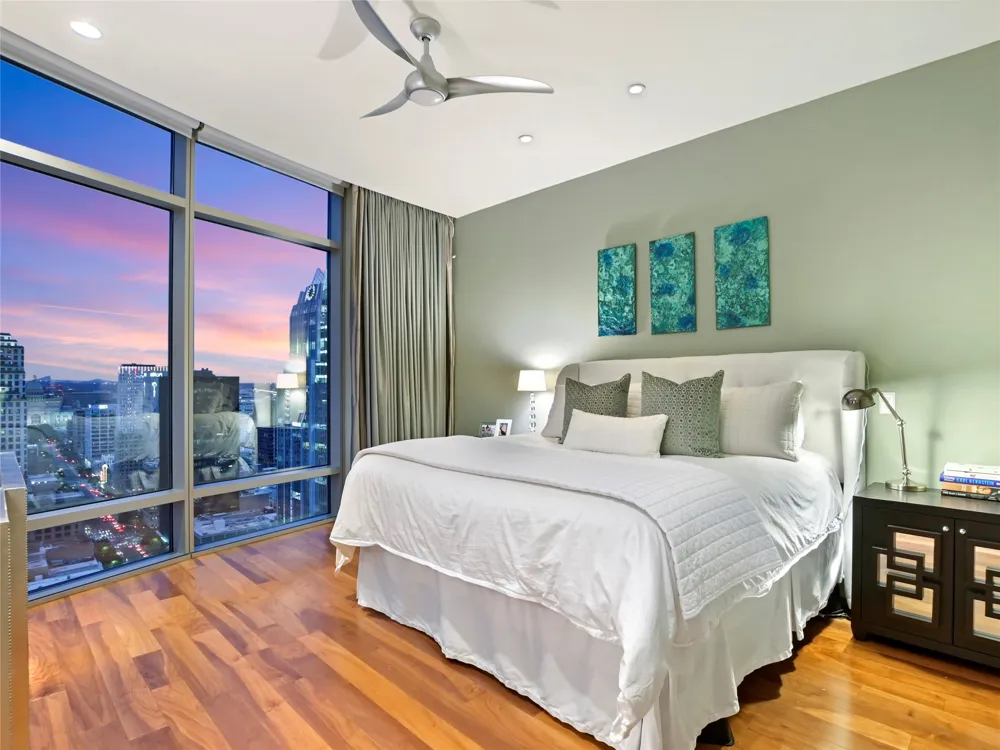 200 Congress Avenue #30E Austin, TX 78701