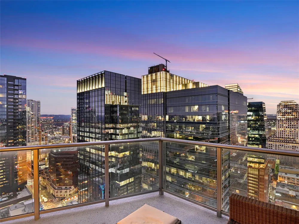 200 Congress Avenue #30E Austin, TX 78701