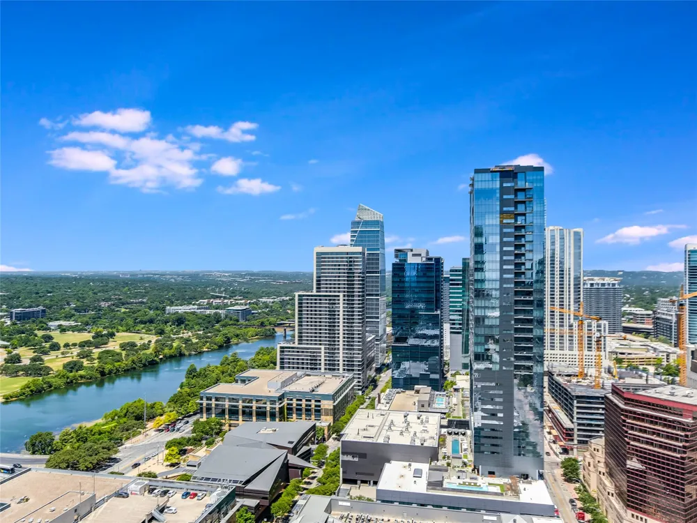 200 Congress Avenue #30E Austin, TX 78701