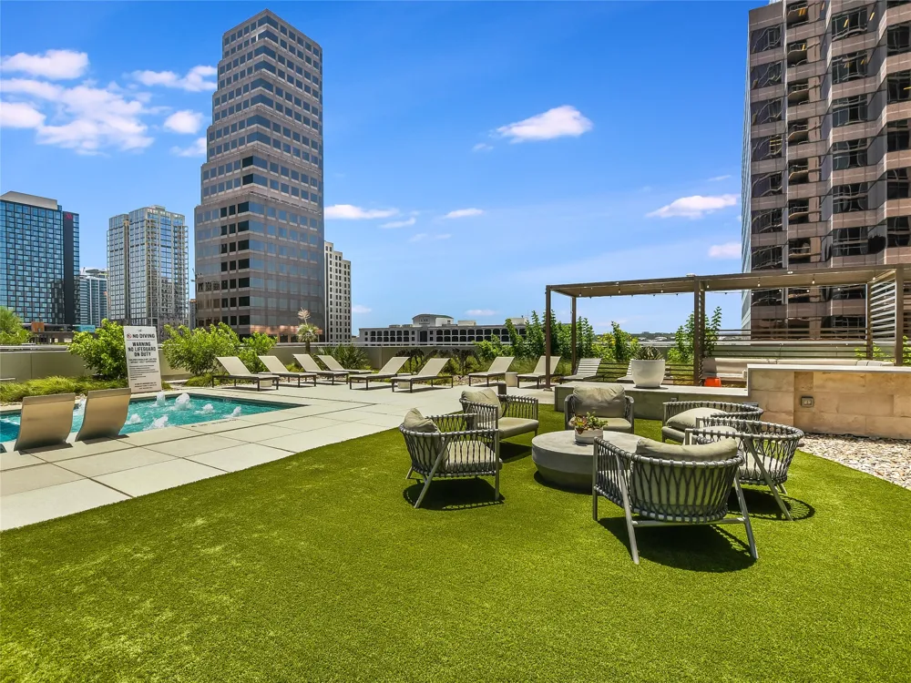 200 Congress Avenue #30E Austin, TX 78701