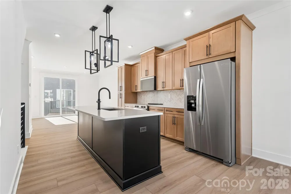 3704 S Tryon Street Charlotte, NC 28217